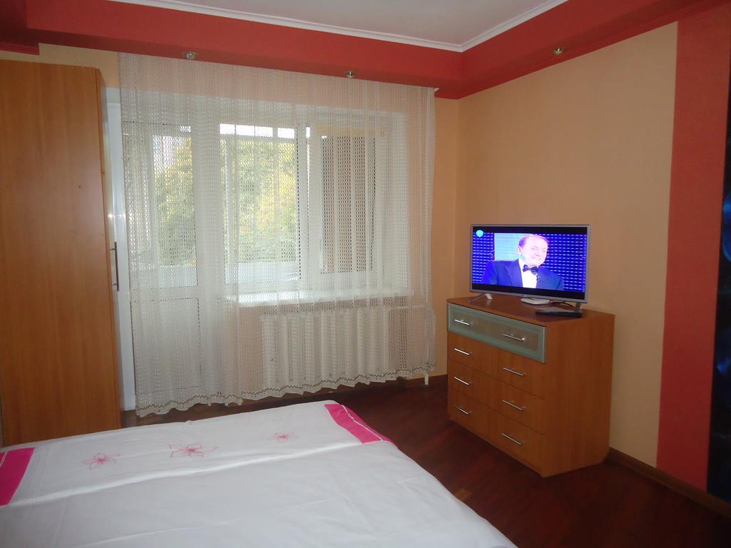 Studio On Vandy Vasylevskoi 8 Kiev Exteriör bild